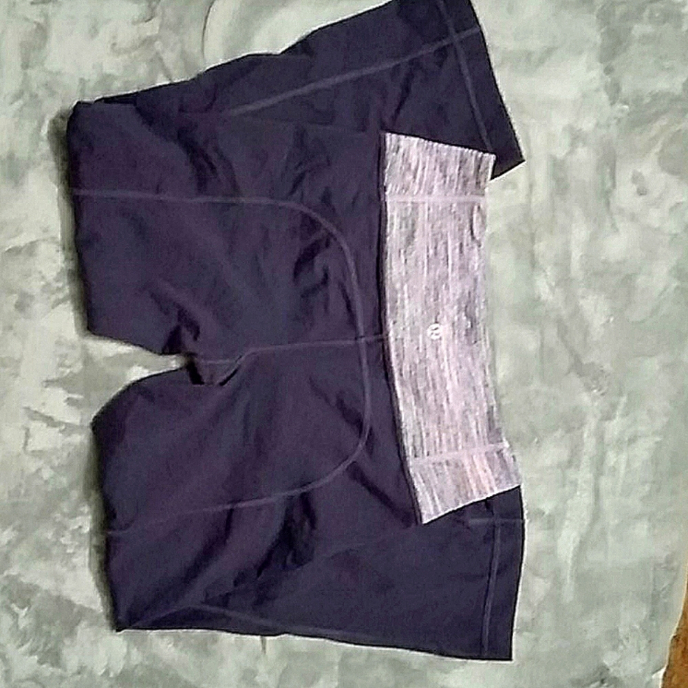 Lululemon - Picture 2 of 4